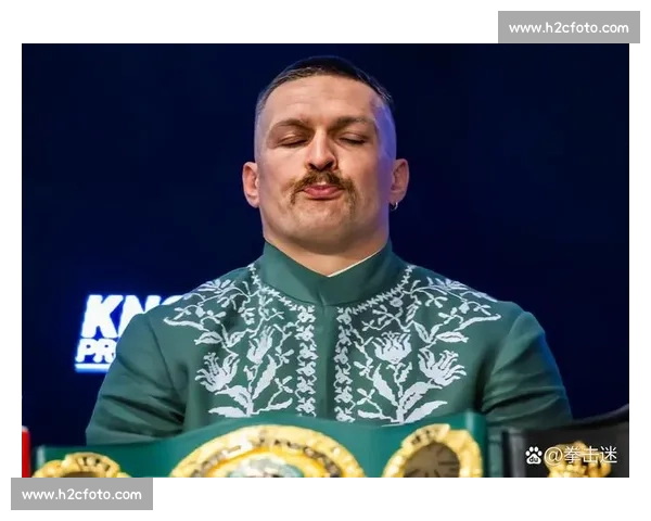 贝卢对决乌西克重量级荣耀之战世纪巅峰对决全纪录拳坛传奇时刻揭