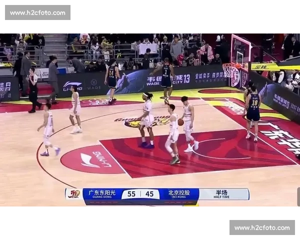 CBA焦点对决广州迎战广东南粤德比点燃季后赛希望之夜强强对话