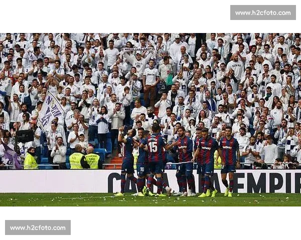 哥伦比亚vs强敌焦点战南美豪强碰撞掀起足球风暴赛场悬念全程高能