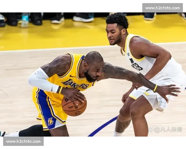 湖人对阵爵士全场录像回顾关键攻防与球星高光时刻解析战术走势分析